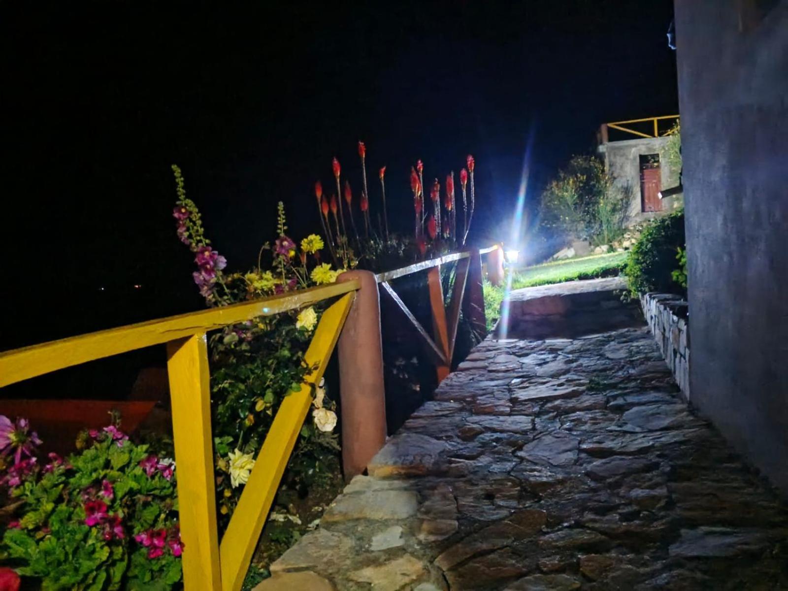 Hotel Jacha Inti à Isla del Sol Extérieur photo